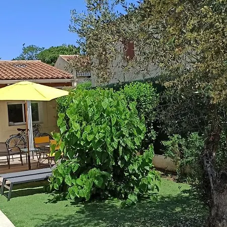 Holiday home Maisonnette Calme Avec Jardinet Vaison-la-Romaine